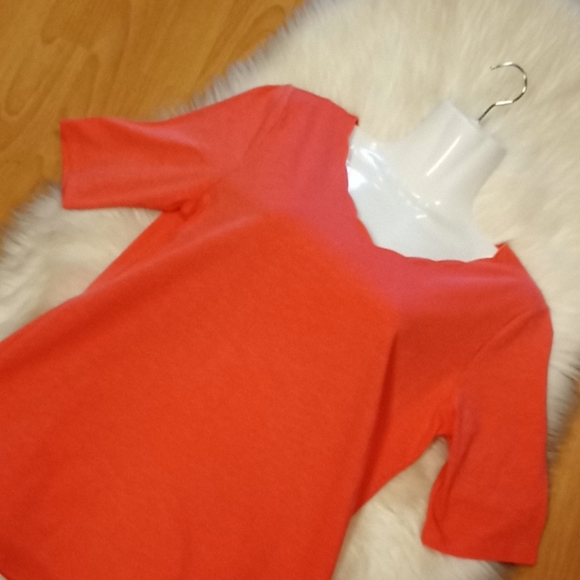 Lemon Way Coral Scalloped Neck Knit Top - Picture 9 of 13